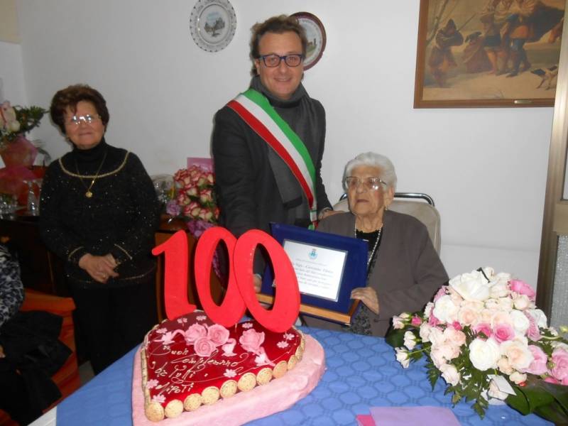 Immagine articolo: Il Sindaco Errante festeggia i 100 anni di Giovanna Tilotta