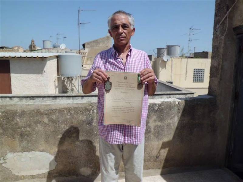 Immagine articolo: "Ecco perchè mi stavo suicidando con il gas..". Intanto Giacomo Calcara scrive a Napolitano Immagine articolo: "Ecco perchè mi stavo suicidando con il gas..". Intanto Giacomo Calcara scrive a Napolitano