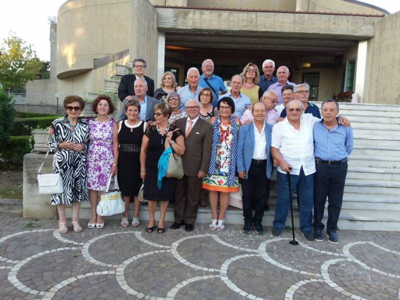Immagine articolo: Dopo 50 anni si rivedono ex studenti del Magistrale di Partanna. Dall’America e non solo per rivivere i ricordi di tanti anni fa Immagine articolo: Dopo 50 anni si rivedono ex studenti del Magistrale di Partanna. Dall’America e non solo per rivivere i ricordi di tanti anni fa