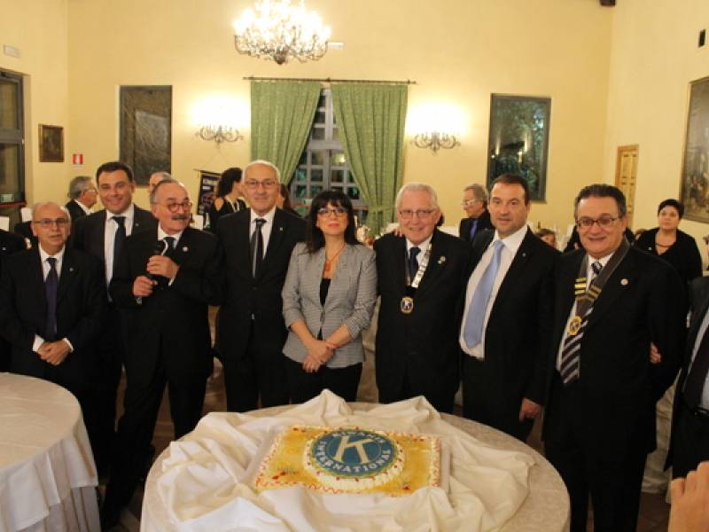 Immagine articolo: Festa degli auguri di Natale per il  Kiwanis Castelvetrano