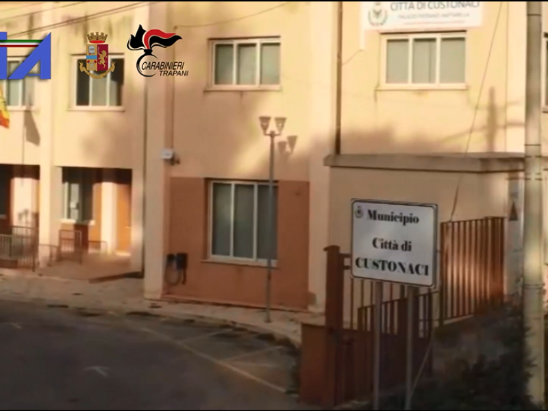 Immagine articolo: Operazione Antimafia nel trapanese, 21 arresti. Perquisito il comune di Custonaci Immagine articolo: Operazione Antimafia nel trapanese, 21 arresti. Perquisito il comune di Custonaci