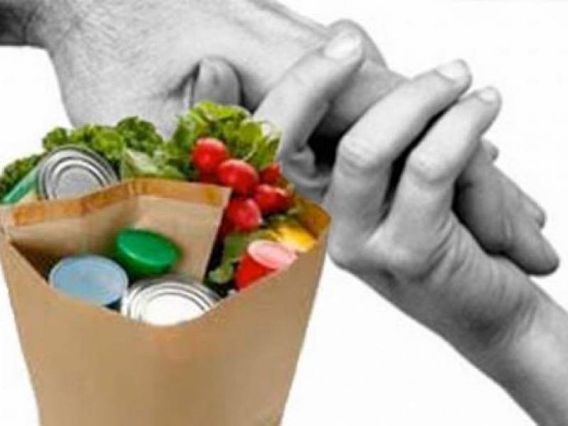 Immagine articolo: CVetrano, distribuzione generi alimentari per le persone in difficoltà. Ecco come farne richiesta 