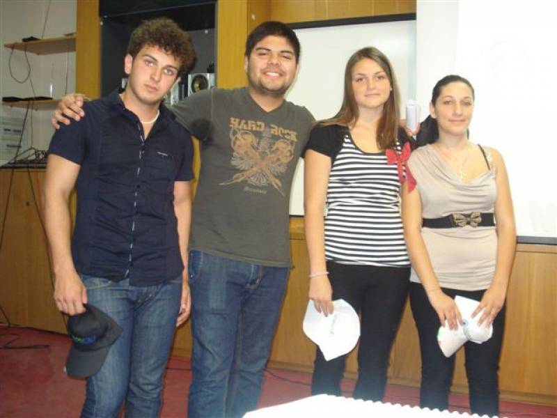 Immagine articolo: Quattro alunni dell'istituto tecnico premiati per un progetto sul fotovoltaico