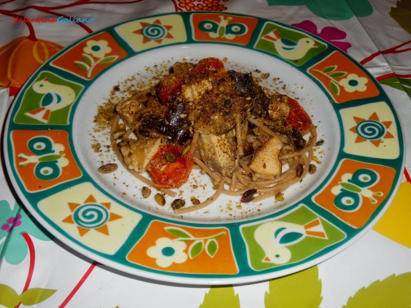Immagine articolo: "La mia ricetta è.." : Spaghetti con Spada, melanzane e Pistacchi