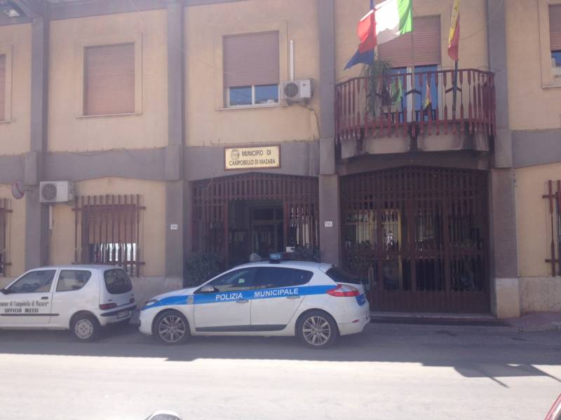 Immagine articolo: Campobello, dal 2014 niente salario accessorio. Decreto Ingiuntivo dei Vigili Urbani Immagine articolo: Campobello, dal 2014 niente salario accessorio. Decreto Ingiuntivo dei Vigili Urbani