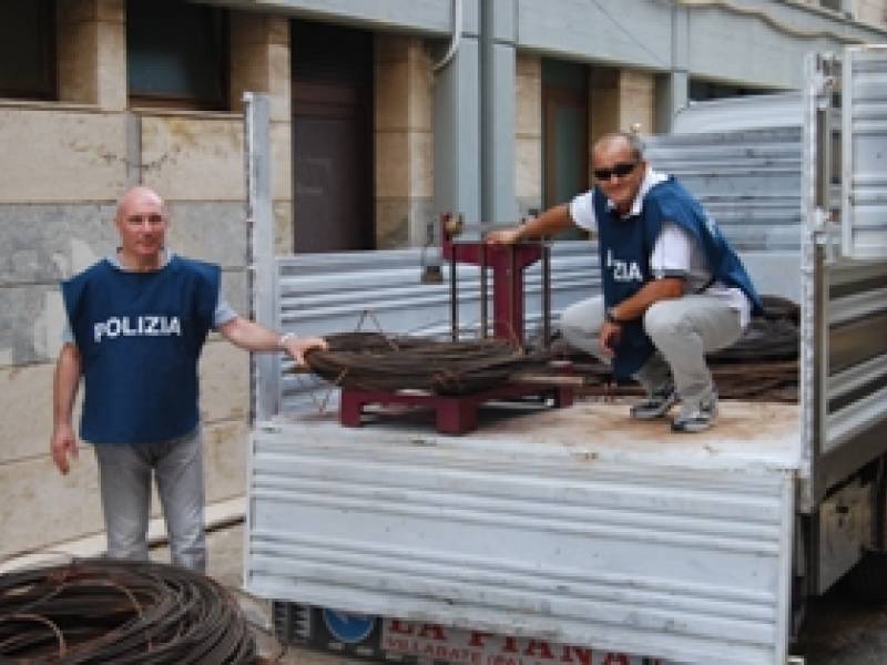 Immagine articolo: Salemi, polizia sequestra una tonnellata di cavi di rame, rubati dagli impianti di Bresciana