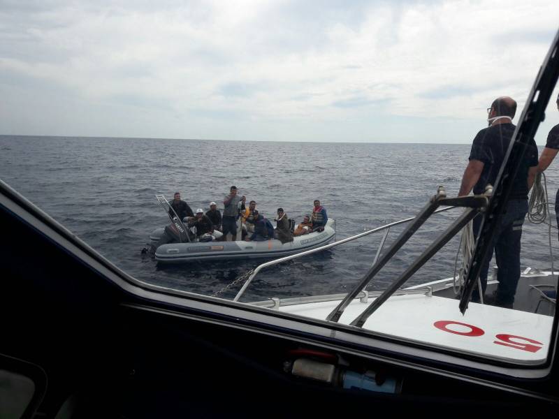 Immagine articolo: Immigrati soccorsi tra Mazara e Marsala. Erano a bordo di un piccolo gommone