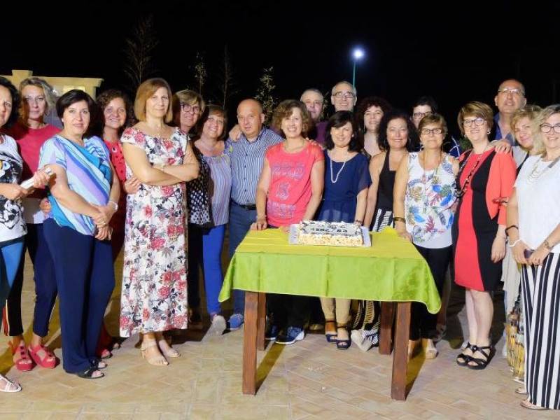 Immagine articolo: Partanna, 35 anni dopo la maturità, i "ragazzi" della 4°C dell'Istituto Magistrale “Dante Alighieri” si rincontrano Immagine articolo: Partanna, 35 anni dopo la maturità, i "ragazzi" della 4°C dell'Istituto Magistrale “Dante Alighieri” si rincontrano