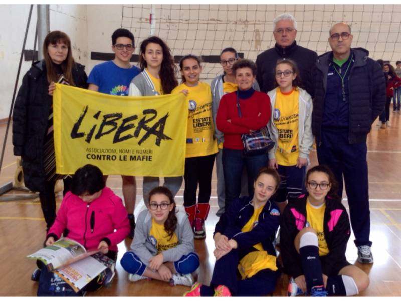 Immagine articolo: La squadra di pallavolo della Pappalardo parteciperà al "Memorial Famiglia Asta" Immagine articolo: La squadra di pallavolo della Pappalardo parteciperà al "Memorial Famiglia Asta"