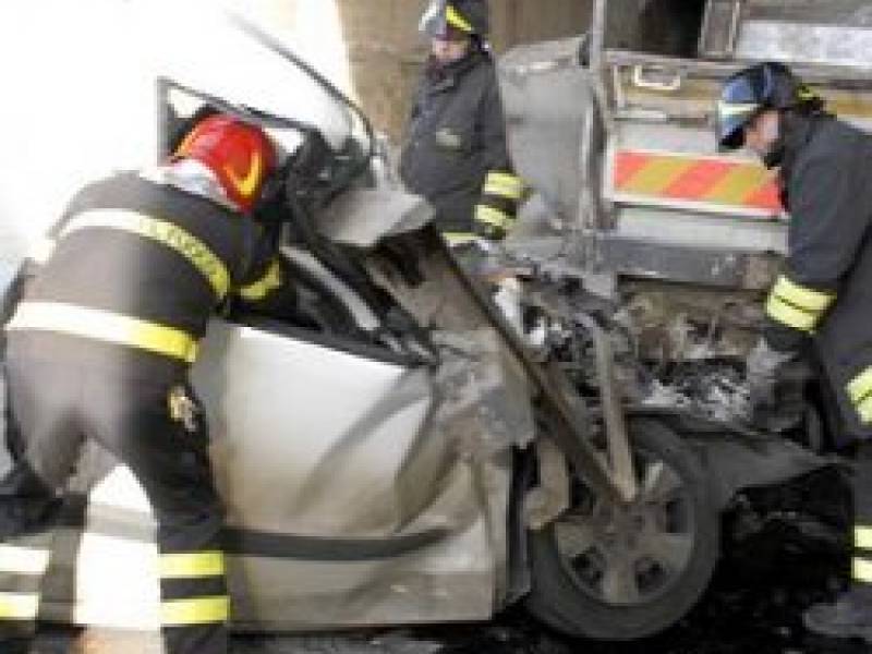 Immagine articolo: Incidente mortale a Trapani, perde la vita un dipendente della Siciliana Pasti