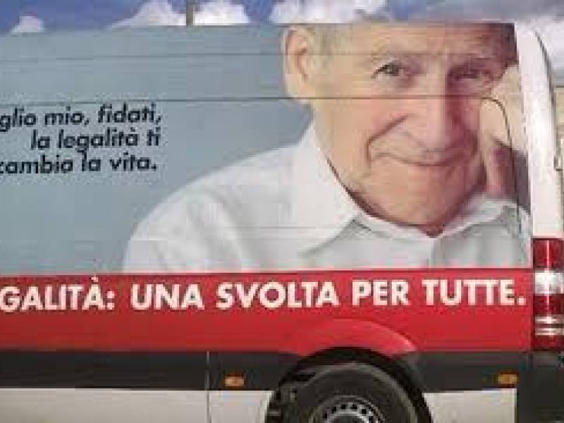 Immagine articolo: Giovedì il furgone della legalità farà tappa a Castelvetrano e Trapani