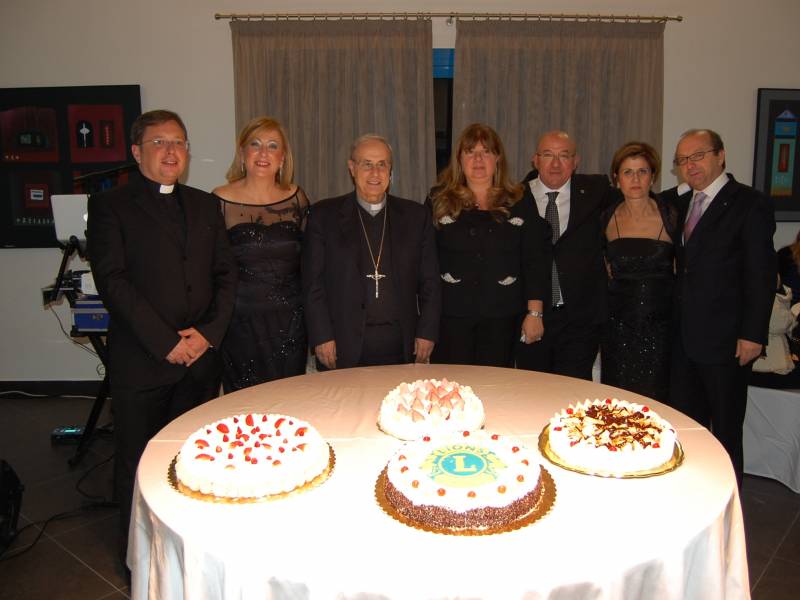 Immagine articolo: Cena di beneficenza del Lions di Castelvetrano. Presente Mons. Mogavero