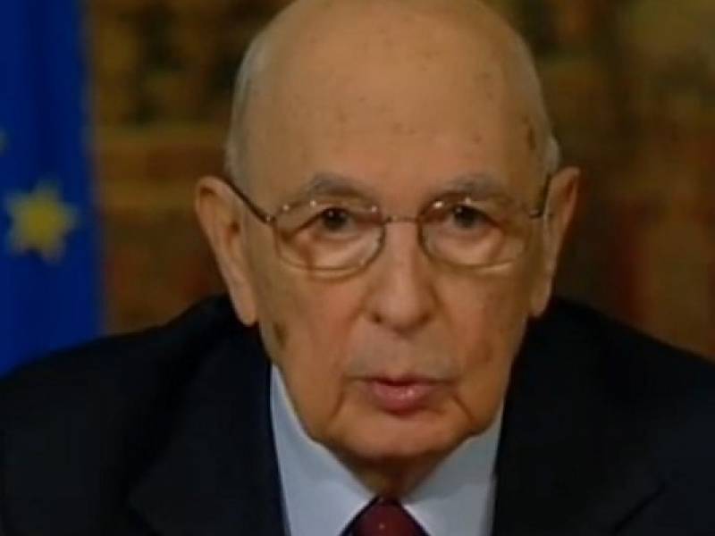 Immagine articolo: Napolitano:" Il 2013 tra i più pesanti e inquieti. Fare sacrifici insieme, la politica dia l'esempio"