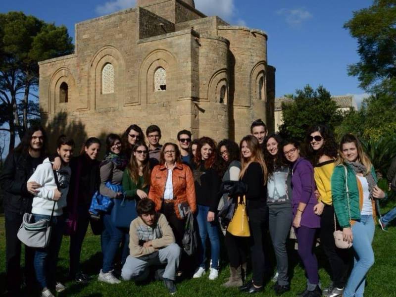 Immagine articolo: Liceo classico alla scoperta della "Cuba di Delia". Splendida chiesa bizantina