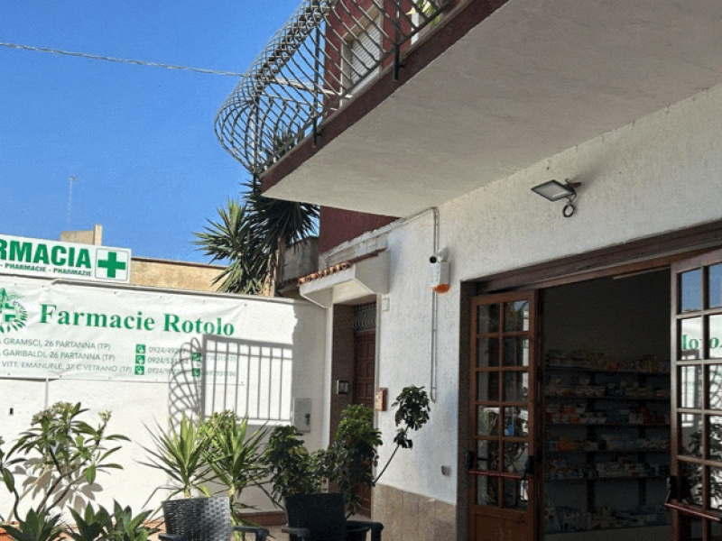 Immagine articolo: Triscina, riapre dal 1 giugno la Farmacia Rotolo, servizio importante per residenti e turisti