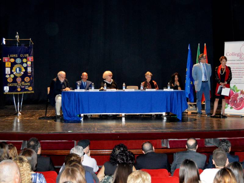 Immagine articolo: Festival di scritture creativa. Studentesse di Partanna e S. Ninfa vincono borsa di studio