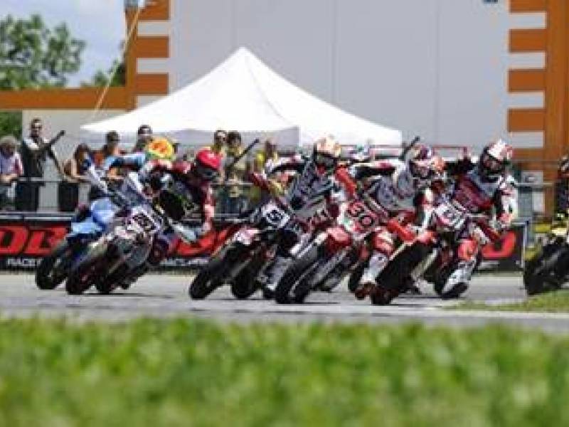 Immagine articolo: Triscina, la borgata si prepara ad accogliere la Supermoto