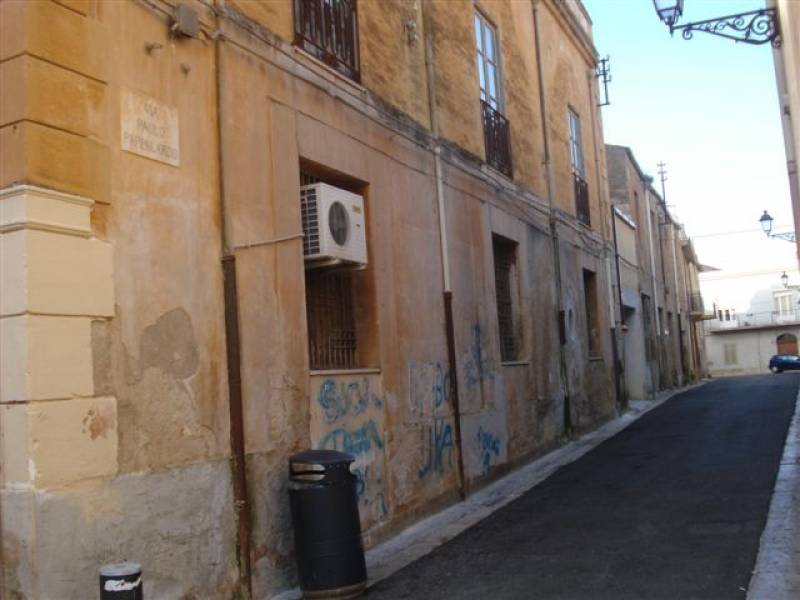 Immagine articolo: Consiglieri d'opposizione favorevoli alla riapertura della via Pappalardo